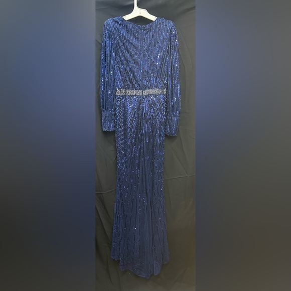 Mac Duggal 5501 NWT SEQUINED WRAP OVER BISHOP SLEEVE GOWN - Picture 6 of 12